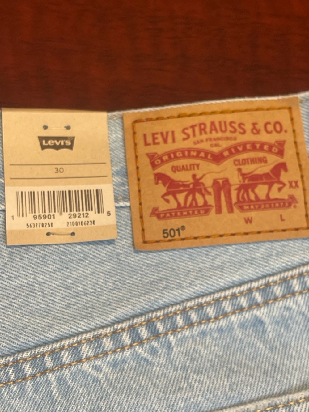 Levi’s 501 Original High Rise Denim Shorts Light Wash Distressed Cut Off Size 30 - Picture 8 of 11